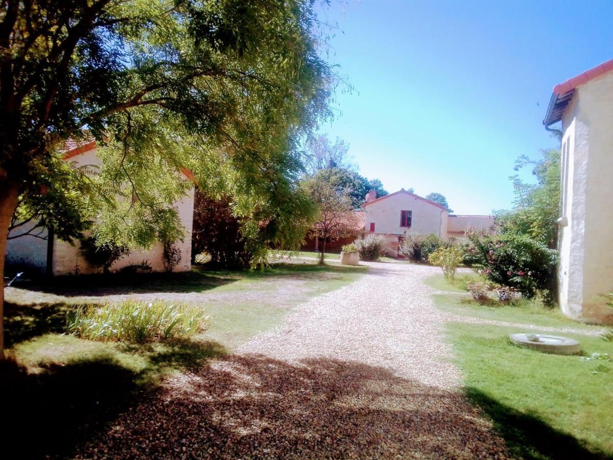 Au Repos Des Elfes Villa Braye-sous-Faye Kültér fotó
